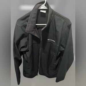 Columbia Men's Black Performance Jacket Size L.